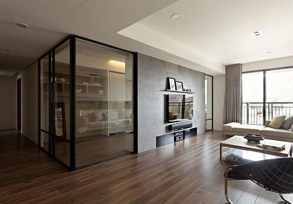 moden chic apartment with glass walls