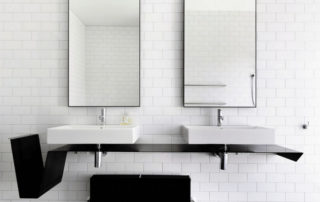 creative mirrors for bathrooms