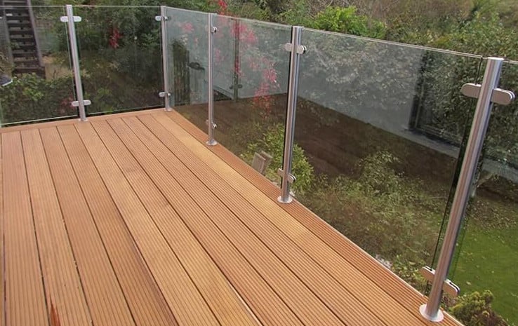 glass balustrades for your outdoor deck