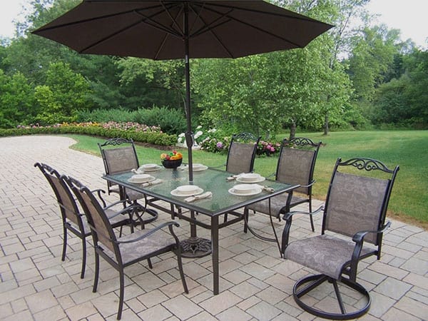 umbrella-on-outdoor-glass-table